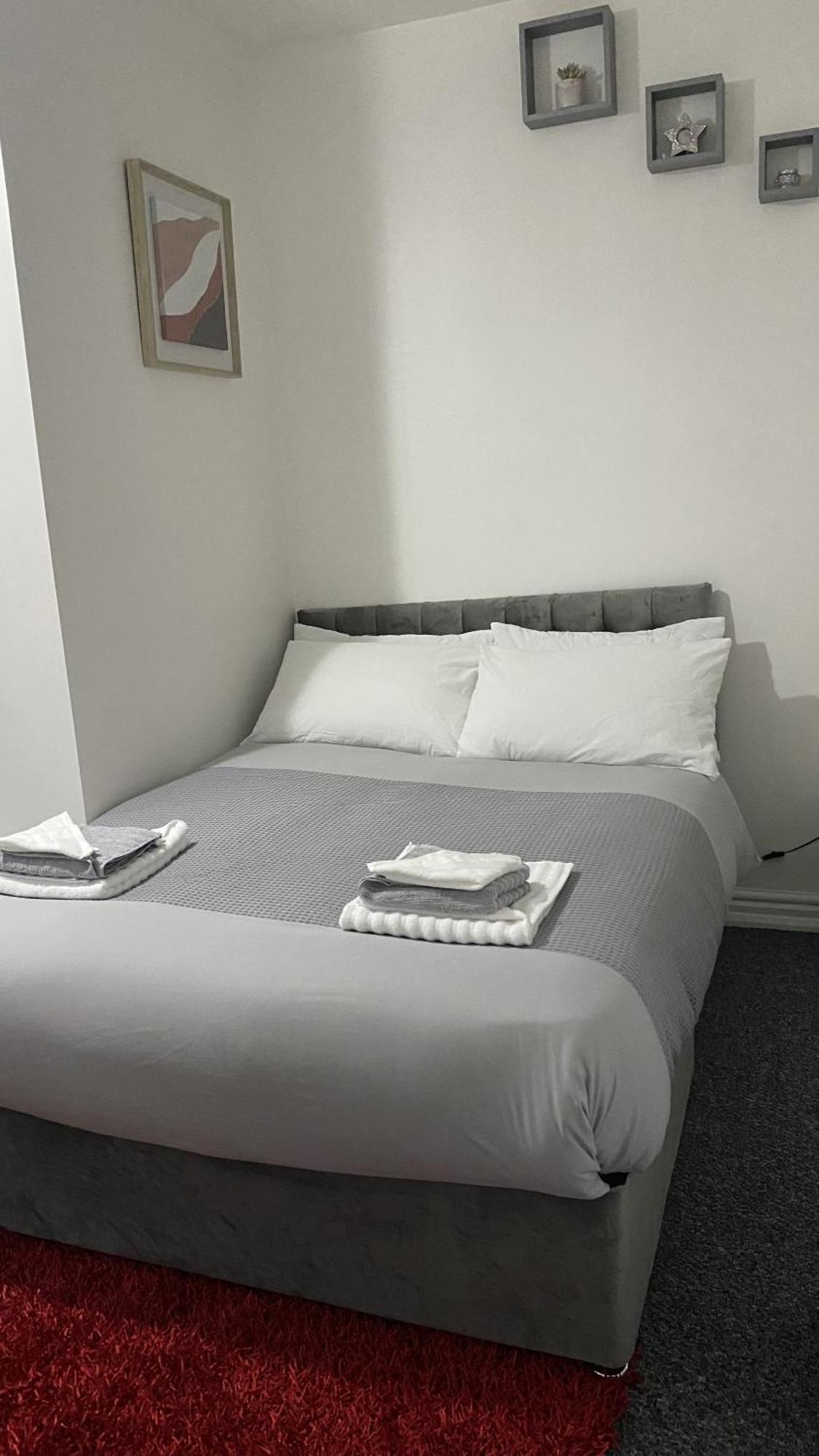 Bvapartments-Blackhouse F2 Huddersfield Room photo