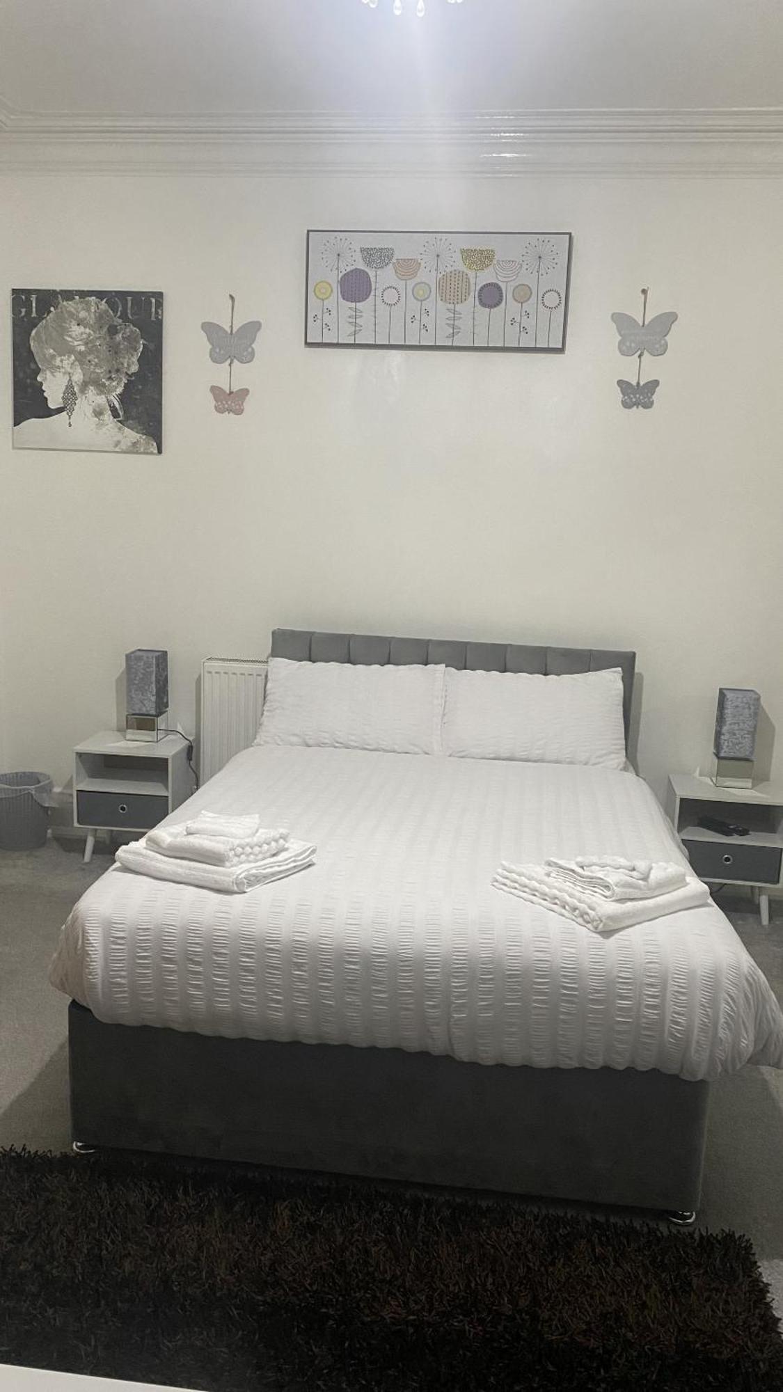 Bvapartments-Blackhouse F2 Huddersfield Room photo